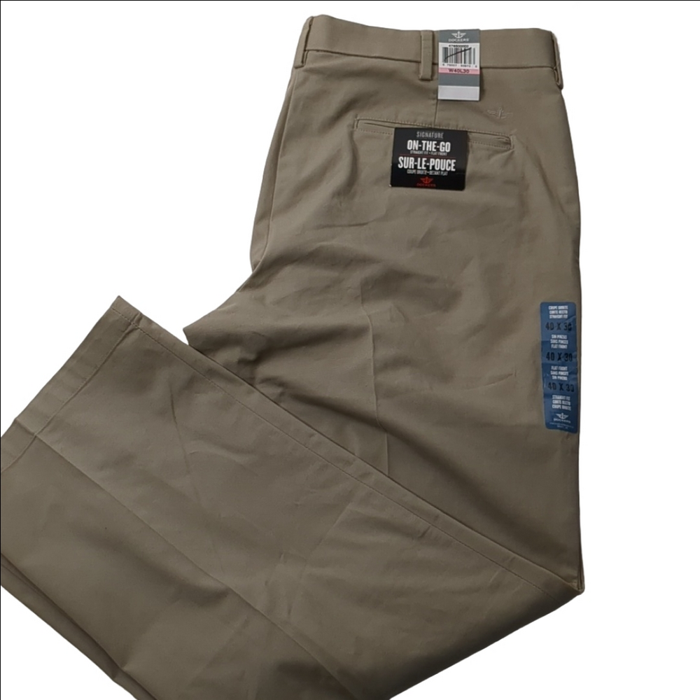 NWT Dockers On The Go Straight Fit Pant Size 40x30